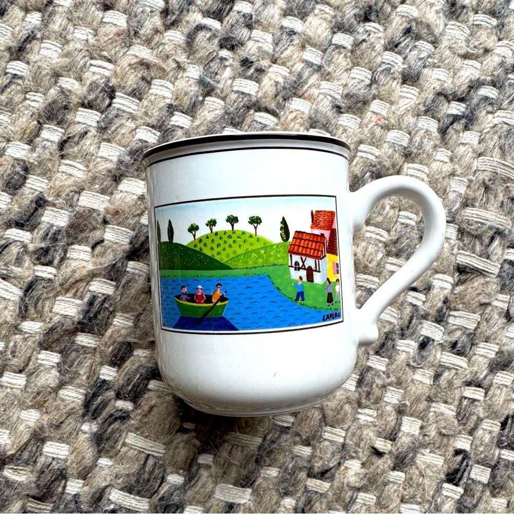 Villeroy & Boch Design Naif Mug
Multi-colored, 9.2 oz, Premium Porcelain